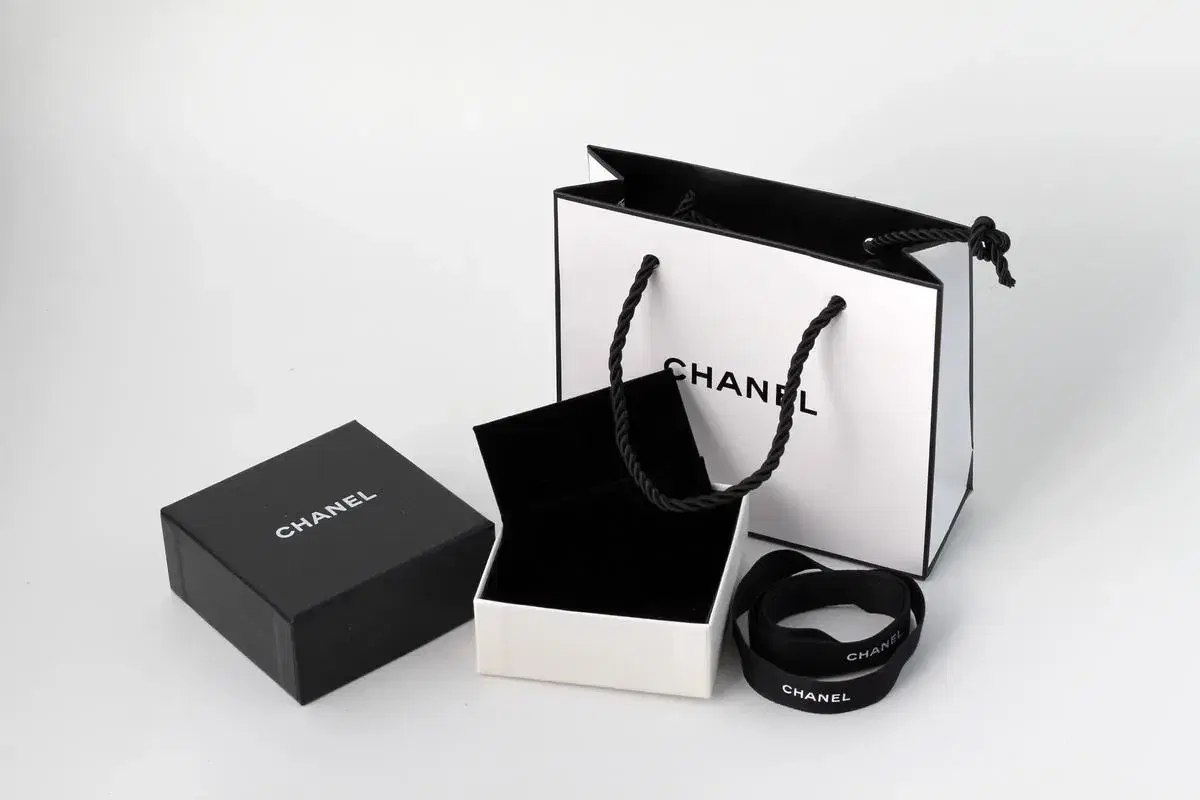 샤넬 CHANEL 상자 쇼핑백